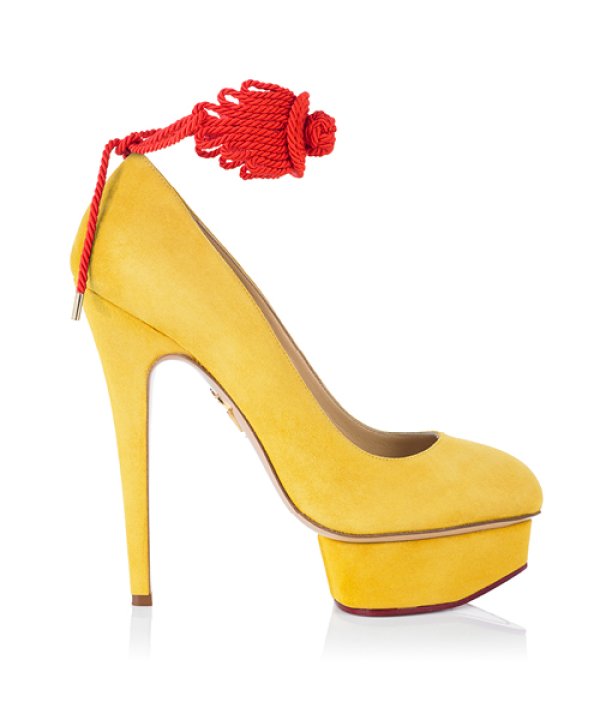 Снимка: Charlotte Olympia