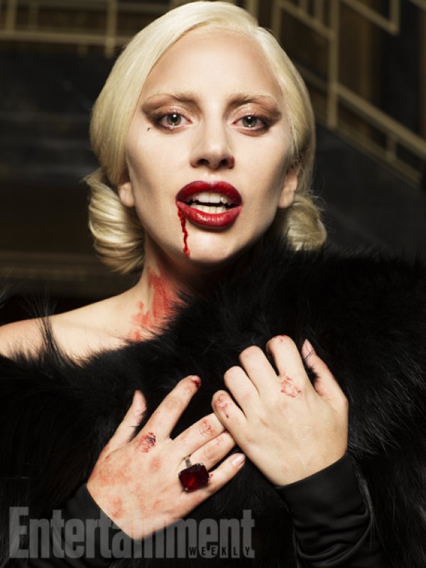 Снимка; Entertainment Weekly