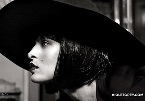 Снимка: VIOLET GREY
