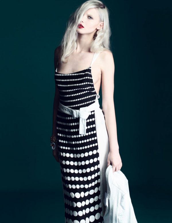Снимка: fashiongonerogue.com