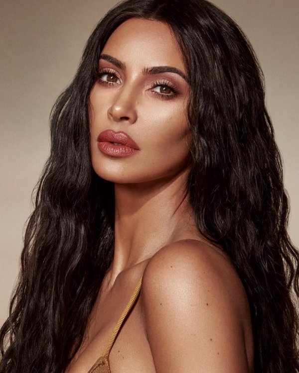 Снимка: KKW Beauty