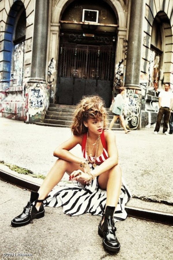 Снимка: Rihanna 2011