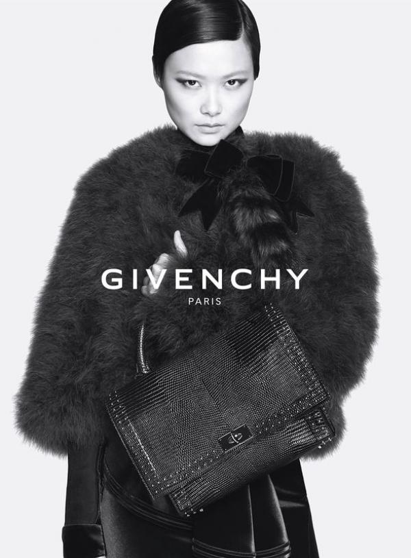 Снимка: Givenchy 