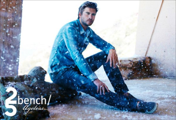 Снимка: Bench