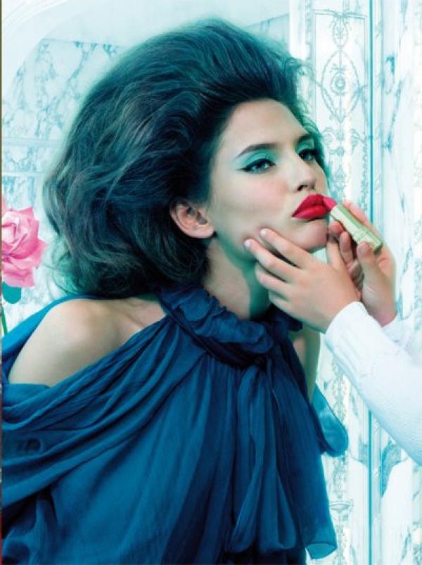 Снимка: Miles Aldridge/ Vogue Italia