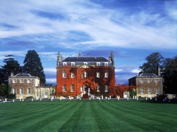 Хотел Culloden House в Инвернс, Шотландия.Rooms: 97.1Service: 100Food: 97.1Location: 97.1Design: 97.1Activities: 60