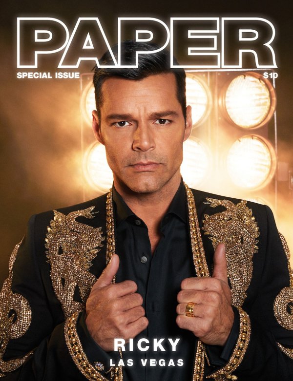 Снимка: Paper Magazine