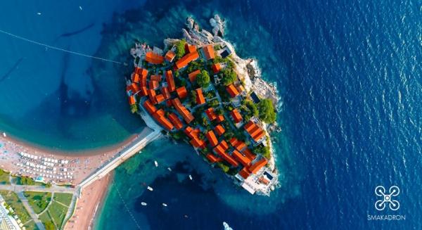 Снимка: Dronestagram