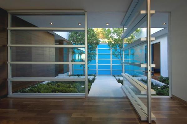 Снимка: Whipple Russell Architects