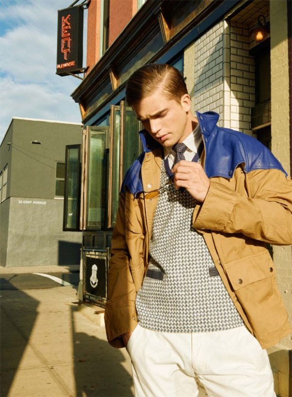  Снимка: Harper’s Bazaar Men Thailand 