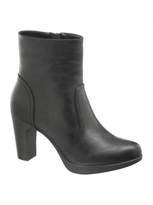 Снимка: Deichmann