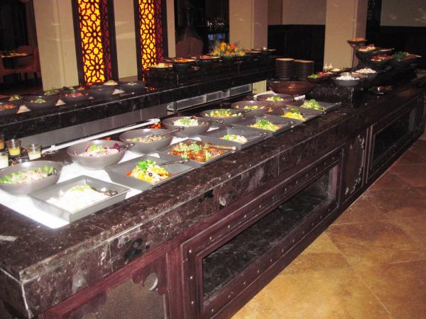 Снимка: roland-abu-dhabi.blogspot.com