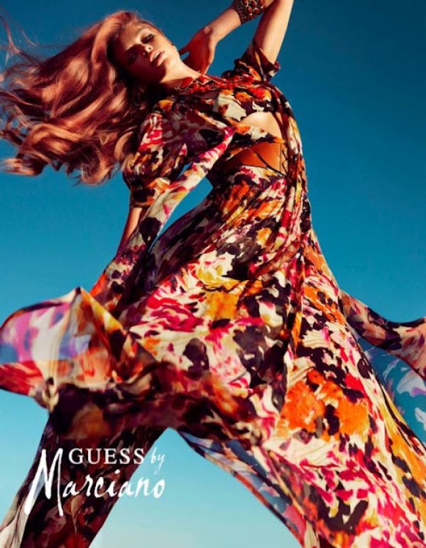 Снимка: Guess by Marciano