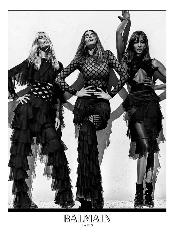 Последната кампания на Синди (с Наоми и Калудия) за Balmain.