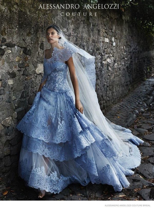 Снимка: Alessandro Angelozzi Couture