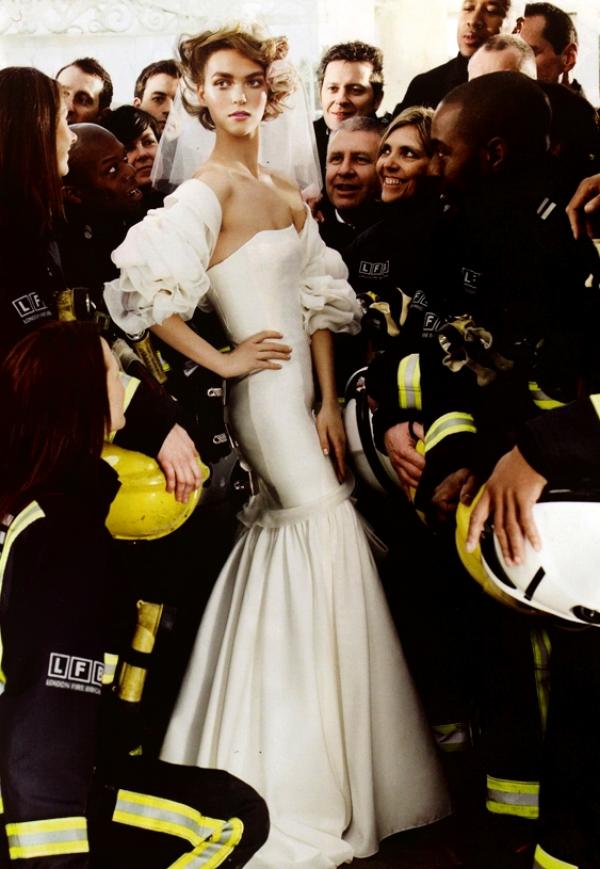 Снимка: Mario Testino/ Vogue UK