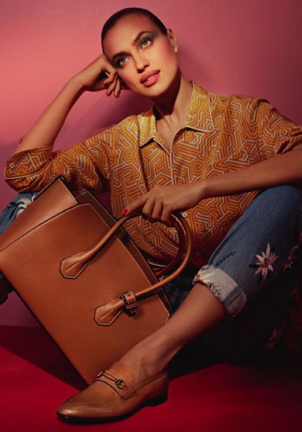 Снимка: Bally