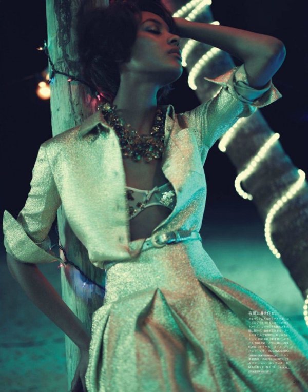 Снимка: fashiongonerogue.com
