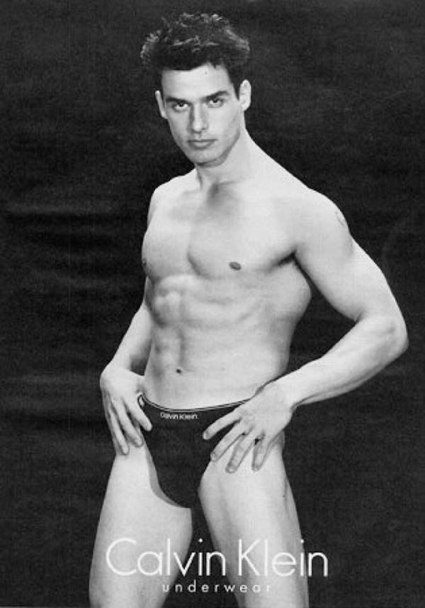 Актьорът Антонио Сабато Джуниър е позирал за бельото на Calvin Klein през 1990 г.Снимка: Calvin Klein