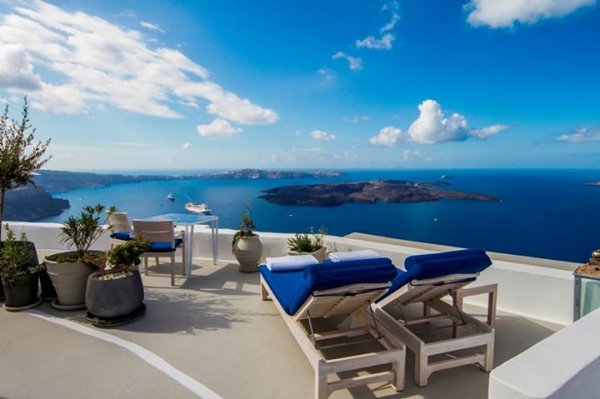 Снимка: iconicsantorini.com