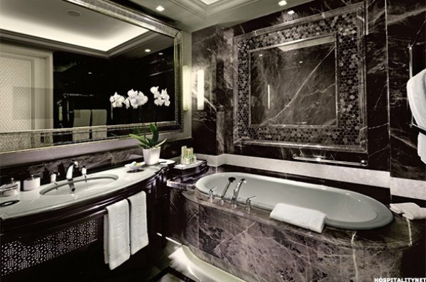 Нощувка: 26 385Shangri-La Bosphorus - Истанбул, ТурцияСнимка: thestreet.com