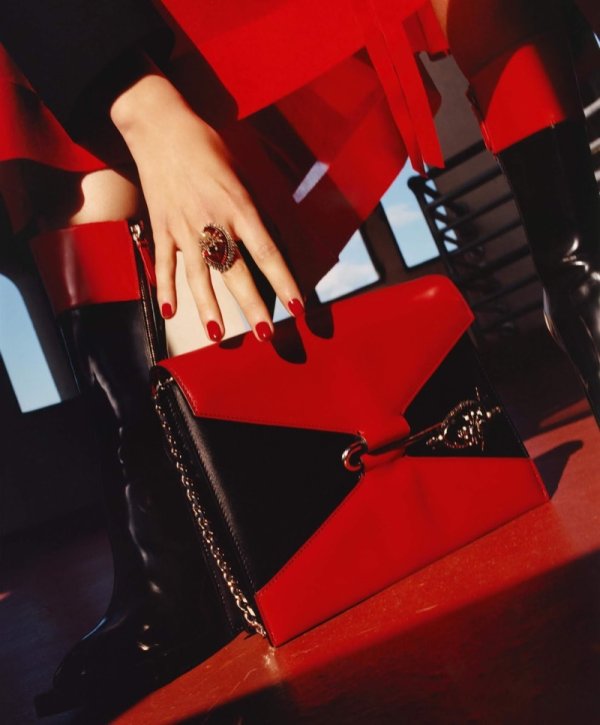 Снимка: Alexander McQueen