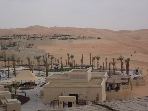 Снимка: roland-abu-dhabi.blogspot.com