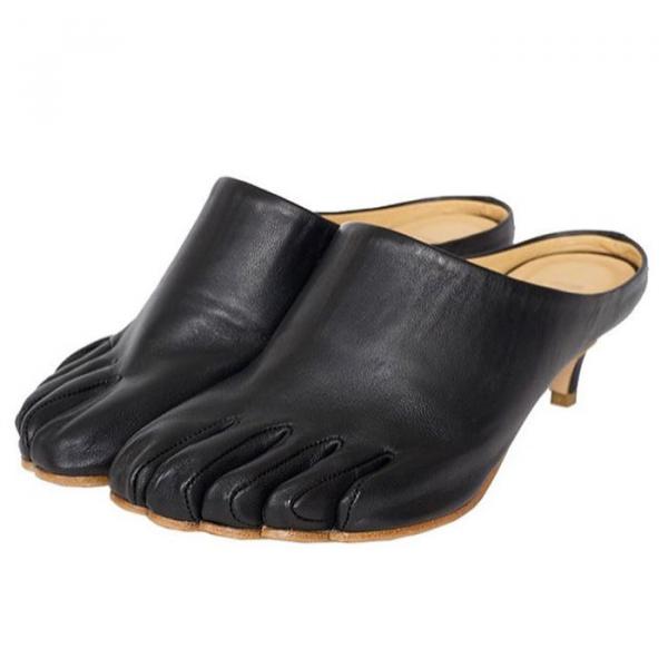crimesagainstshoemanity