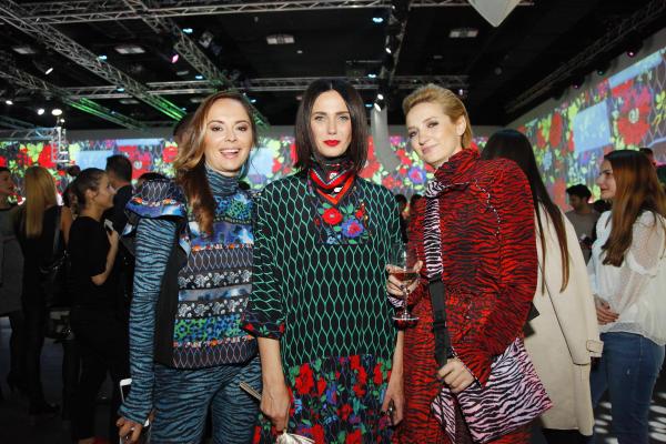 Вики от "Мастило", Мария Силвестър и Диана Алексиева; Снимка: H&M