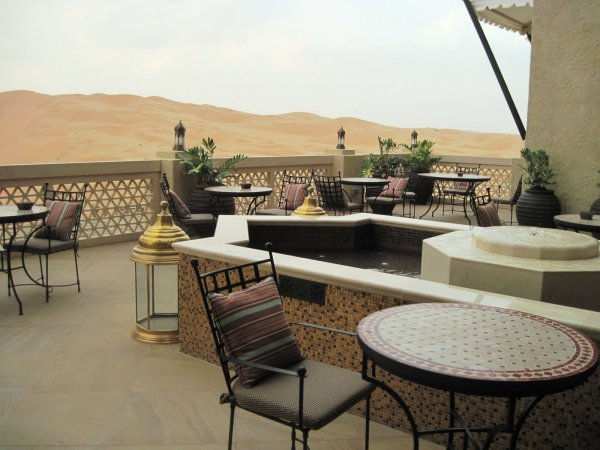 Снимка: roland-abu-dhabi.blogspot.com