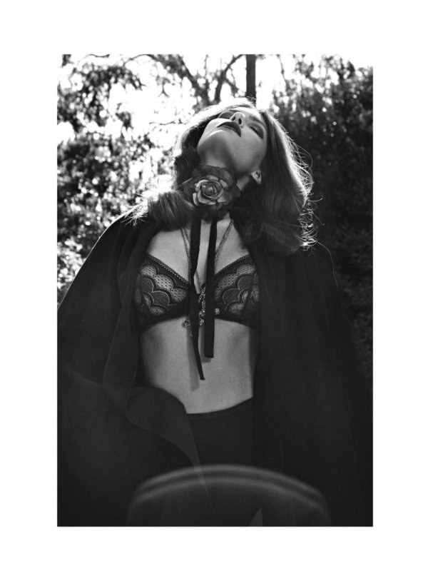 Снимка: сп.  Harper’s Bazaar