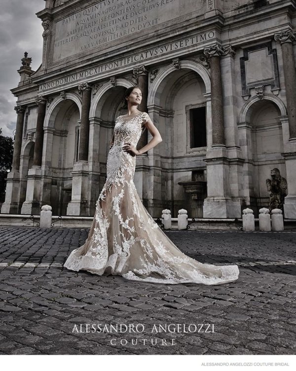 Снимка: Alessandro Angelozzi Couture