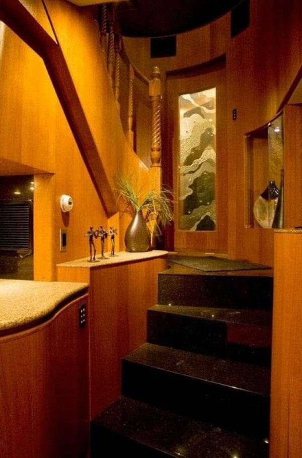 Снимка: House on Wheels