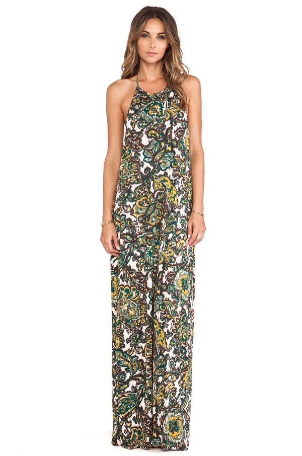 Снимка: REVOLVE Clothing