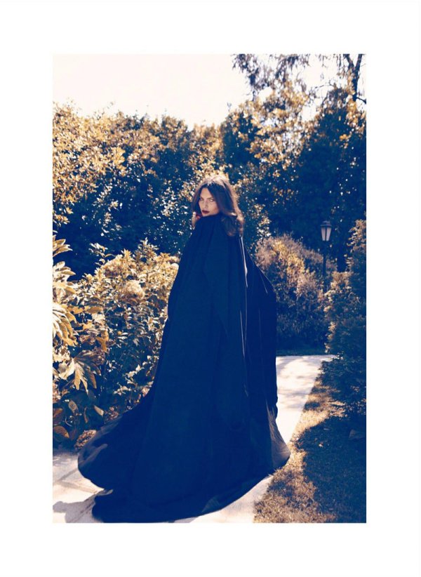 Снимка: сп.  Harper’s Bazaar