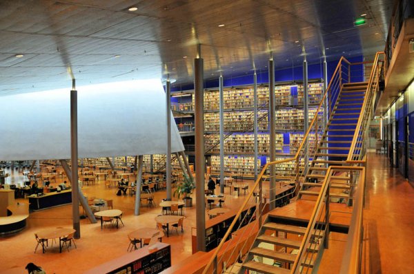 Снимка:  NAMIJANOTU Delft Library, Нидерландия