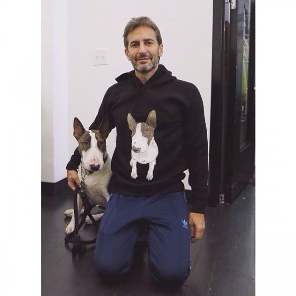 Марк Джейкъс с домашния си любимец. Снимка: Instagram