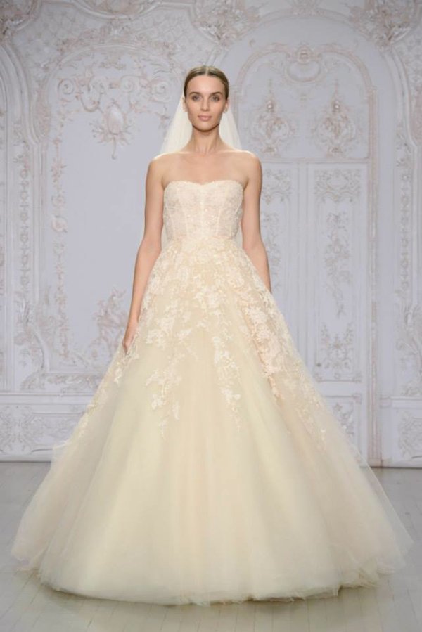 Снимка: Monique Lhuillier