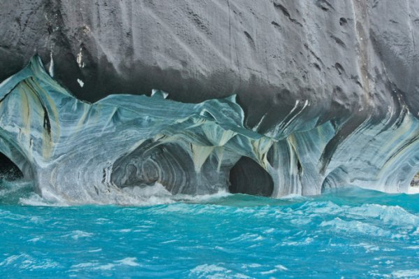 Снимка: amazingplacesonearth.com