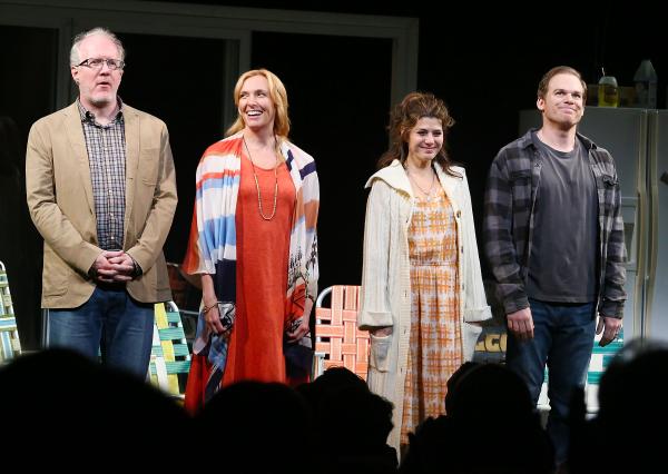 Мариса Томей и Тони Колет в "The Realistic Joneses"; Снимка: Getty Images
