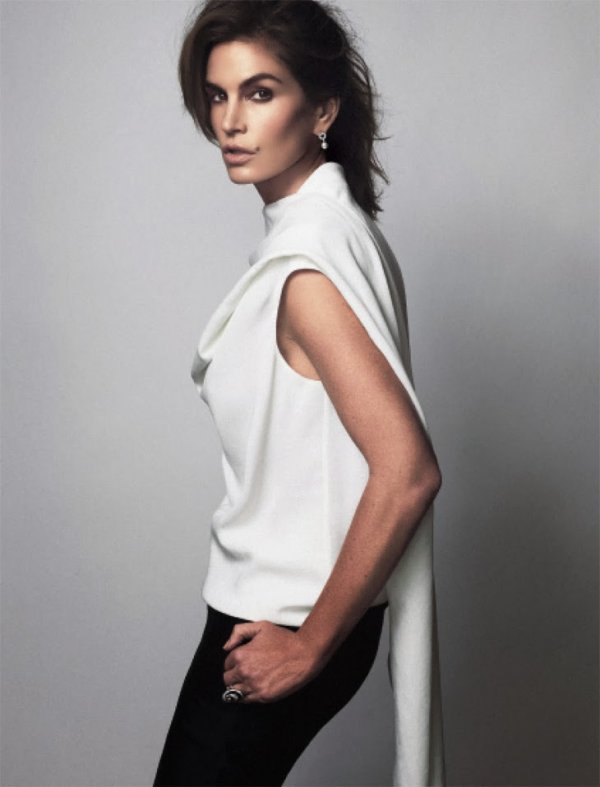 Снимка: сп.Harper’s Bazaar