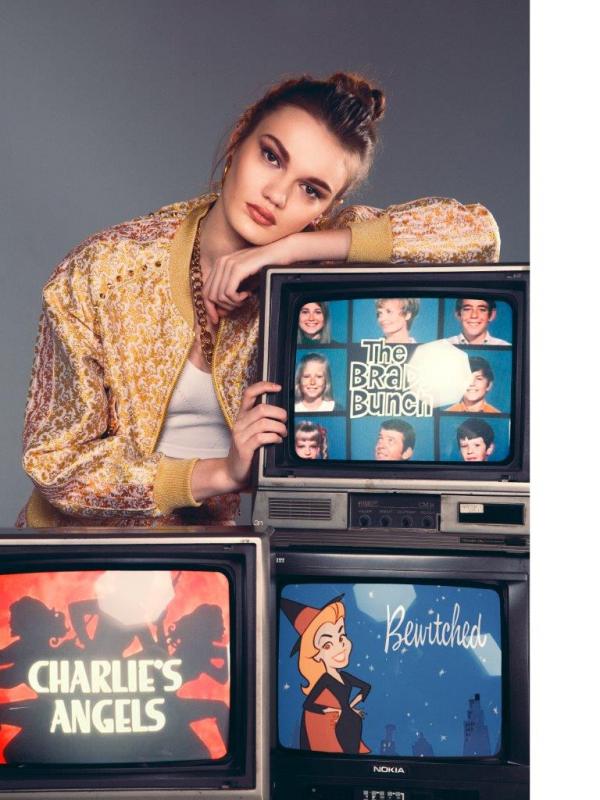 Едва на 16, Екатерина Куцарева става модел на парижката модната агенция Elite Model Paris, лондонската Models1 и нюйоркската The Society Management. Екатерина е открита от букер на модна агенция Ivet Fashion и оттам започва пътят си към световния моден подиум. Тя е снимала фотосесии за Elle France, Elle USA, Biba magazine,  английския Tatler, испанския Vogue, френското и китайското изданиe на едно от най-старите списания Madame Figaro. Високата цели 182см , красавица е лице на португалската марка Salsa Jeans, френския бранд Kookai. Снимка: Ивет Фешън