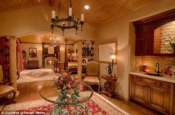 Снимка: Courtesy of Rodeo Realty