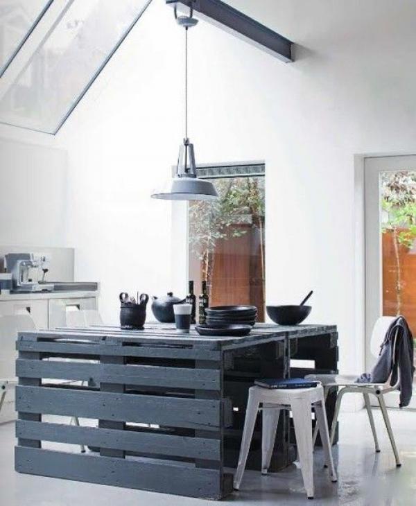 Маса за хранене... Снимка: homedit.com
