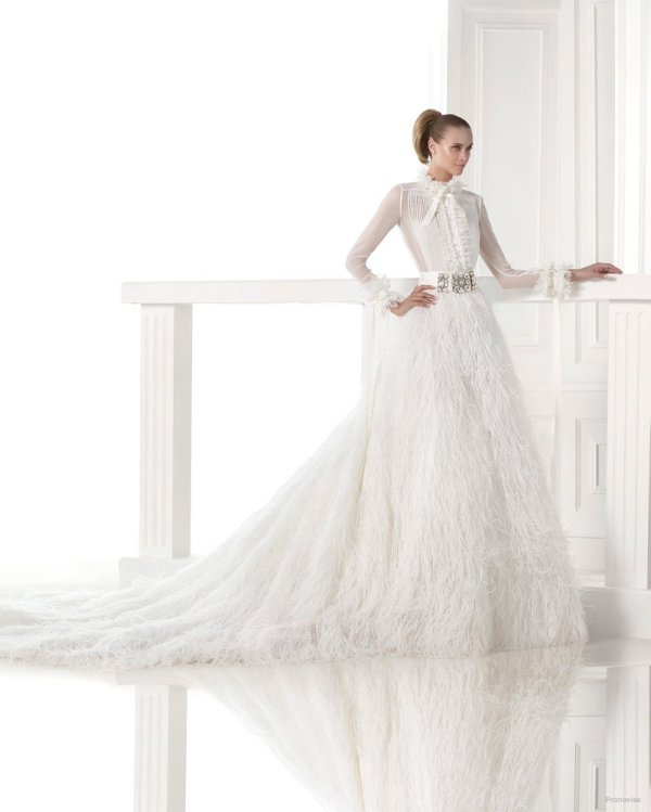 Снимка: Atelier Pronovias