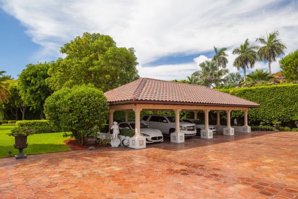 Снимка: One Sotheby’s International Realty