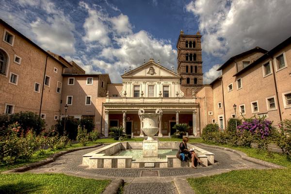 7. Римската къща под Санта СесилияСанта Сесилия в Trastavere е красива църква, в която има какво да се види. Църквите в Рим обаче, не са една и две и може би това няма да ви заинтересува. Това обаче, което ще ви заинтригува, е къщата, изкопана под църквата.Снимка:  Giuseppe Moscato