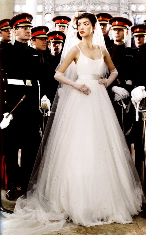 Снимка: Mario Testino/ Vogue UK