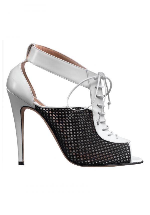 Снимка: Manolo Blahnik