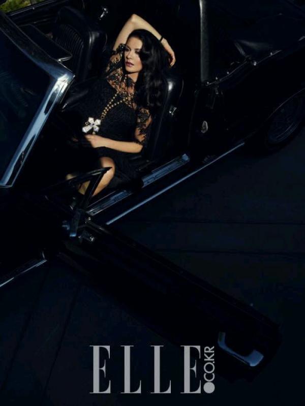 Снимка: сп. ELLE